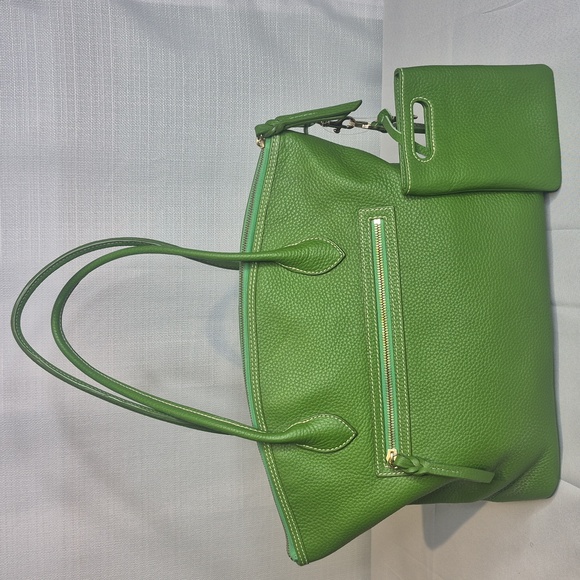 Dooney & Bourke Green Pebble Leather Crescent Tote with Pouch & Key Fob 💚 COA - Picture 5 of 17